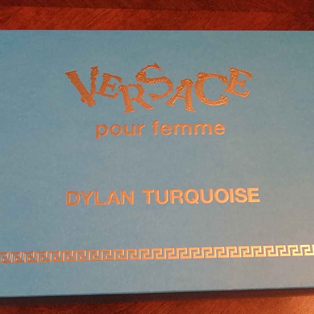 Versace care set!